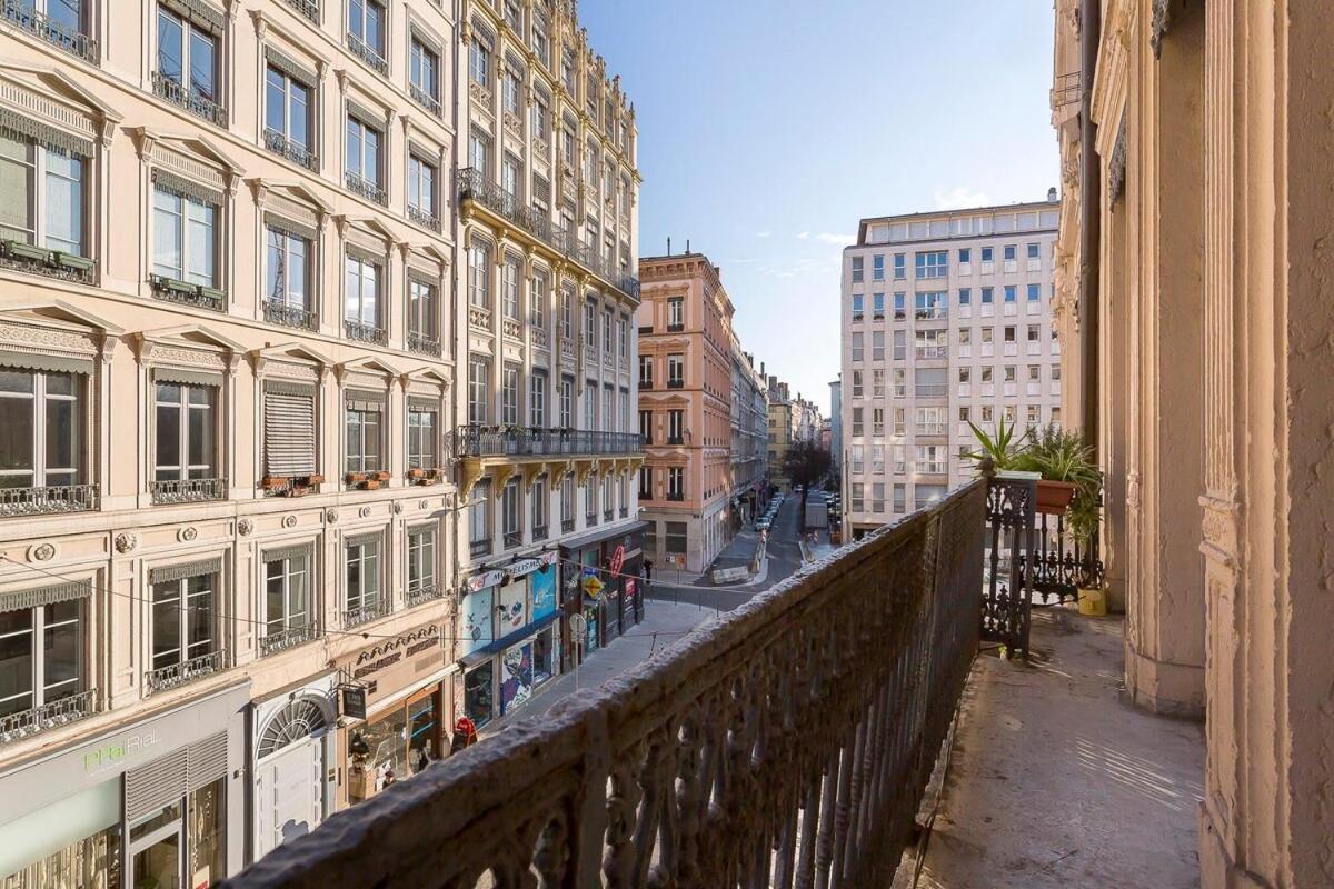 Hamac Suites - Suite Albon Saint Antoine - 4Pers Lyon Exteriör bild